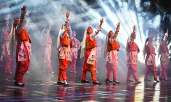 Bursa Maarif Halk Dansları'ndan 'Göçün Kadınları' gösterisi