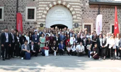“Oku-Yorum Yazı-Yorum” projesiyle gençler mirası geleceğe taşıyor