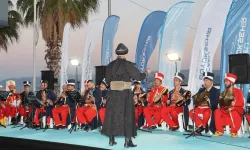 Kocaeli Büyükşehir Mehter Takımı kalplere dokundu