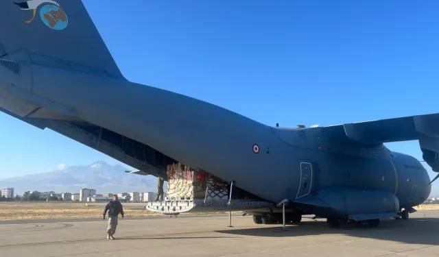 Gazze için tonlarca gıda malzemesi Ürdün'e ulaştırıldı