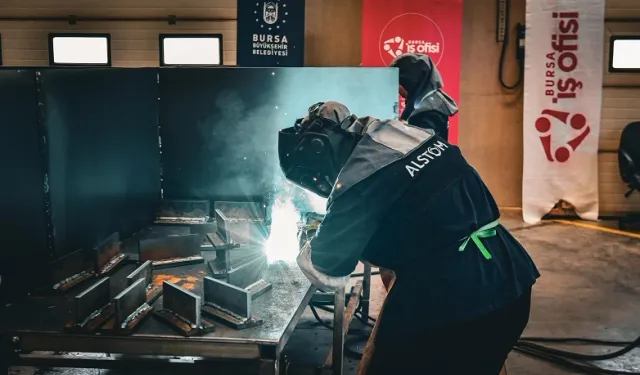 Bursa'da kadınlar istihdam için kaynağından öğreniyor
