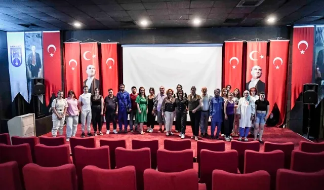 Ankara'da mahallede tiyatro var!