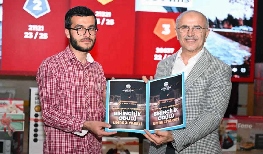 Umre Ödülü Kadir Gecesi'nde sahibini buldu