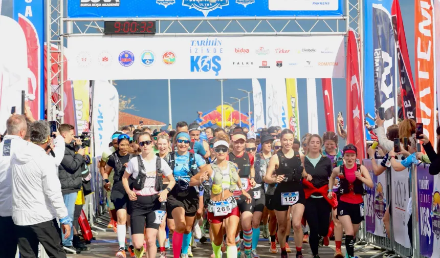 Mudanya'da 19 Mayıs'a özel koşu... 367 sporcu doğa ve tarihin izinde koştu