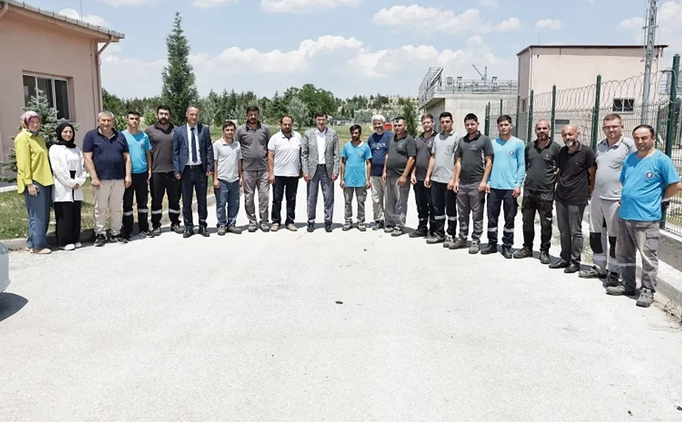 Kütahya'da Arıtma Tesisi personeline Başkan Kahveci morali
